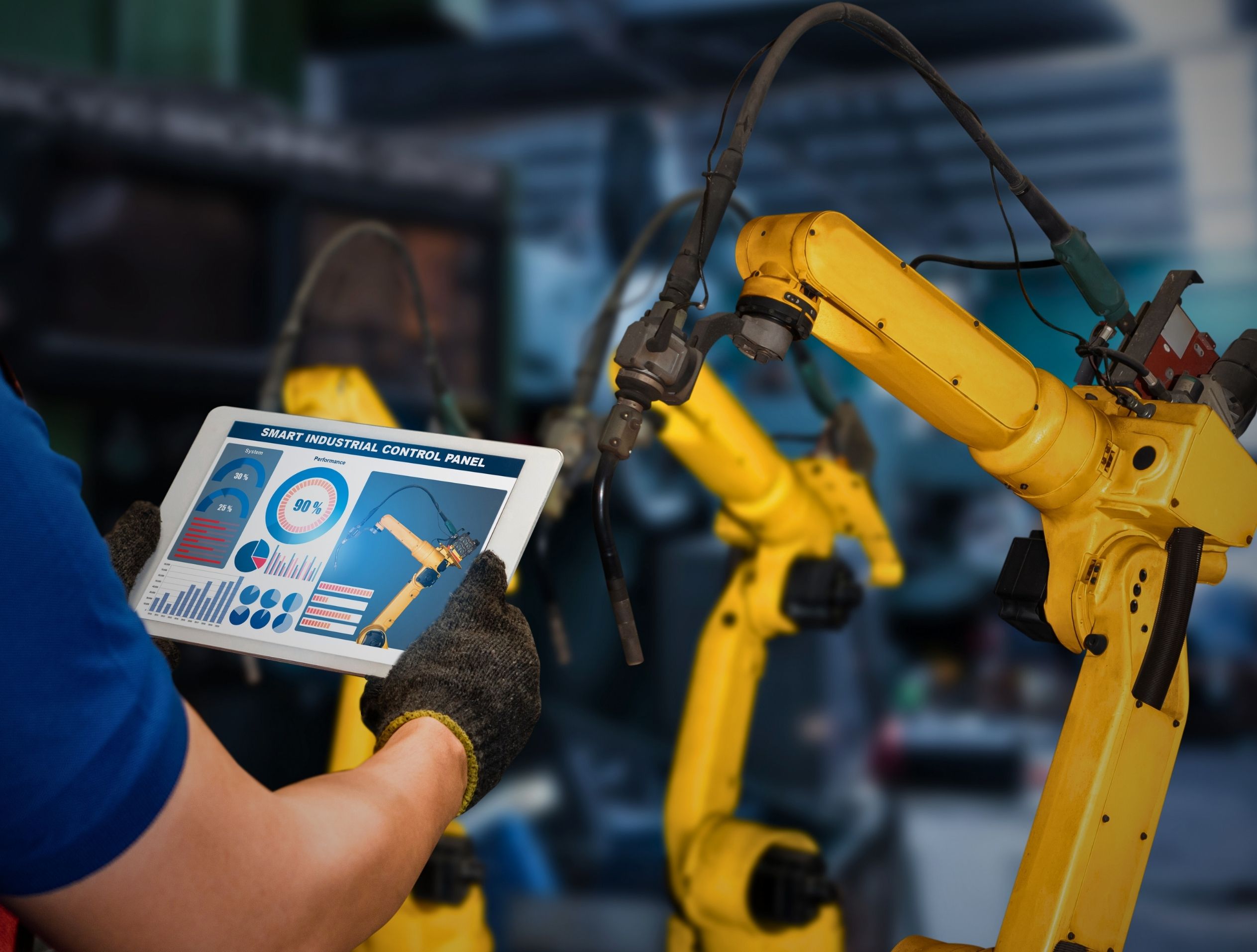 Territorio Negocios: Smart Factories — From Industry 4.0 to 5.0