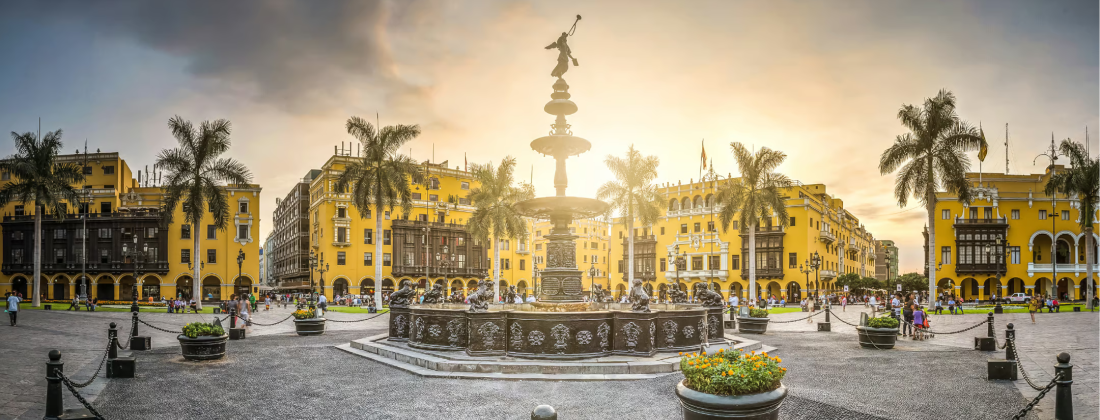 •	La capital de Perú es un destino clave para la inversión y los negocios en Sudamérica, además de ser un referente gastronómico mundial y contar con un rico patrimonio cultural.