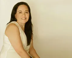 Sofia-Gamboa-Puente-Negocios Estudié Licenciada en Relaciones Internacionales por el ITESM Campus Monterrey, cuento con un MBA por EGADE Business School, Diplomado en Perfeccionamiento Ejecutivo en Análisis y Planeación Financiera por ITESM Campus Santa Fe, Certificación en Fintech y Comercio del Futuro por el MIT. Hice una especialidad en Innovación y Competitividad Internacional en Fudan University en China y en Franklin, College en Suiza, un Diplomado en Finanzas Internacionales y Banca Europea (2003). Cuento con un certificado de C